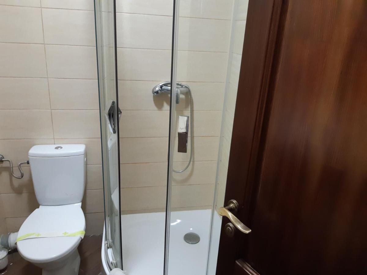 Hotel Ro&Mario Barlad Bîrlad エクステリア 写真